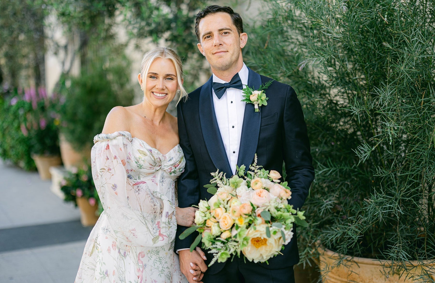 Santa Monica Beach Breezes for Katie and Alex: As featured in Style Me Pretty